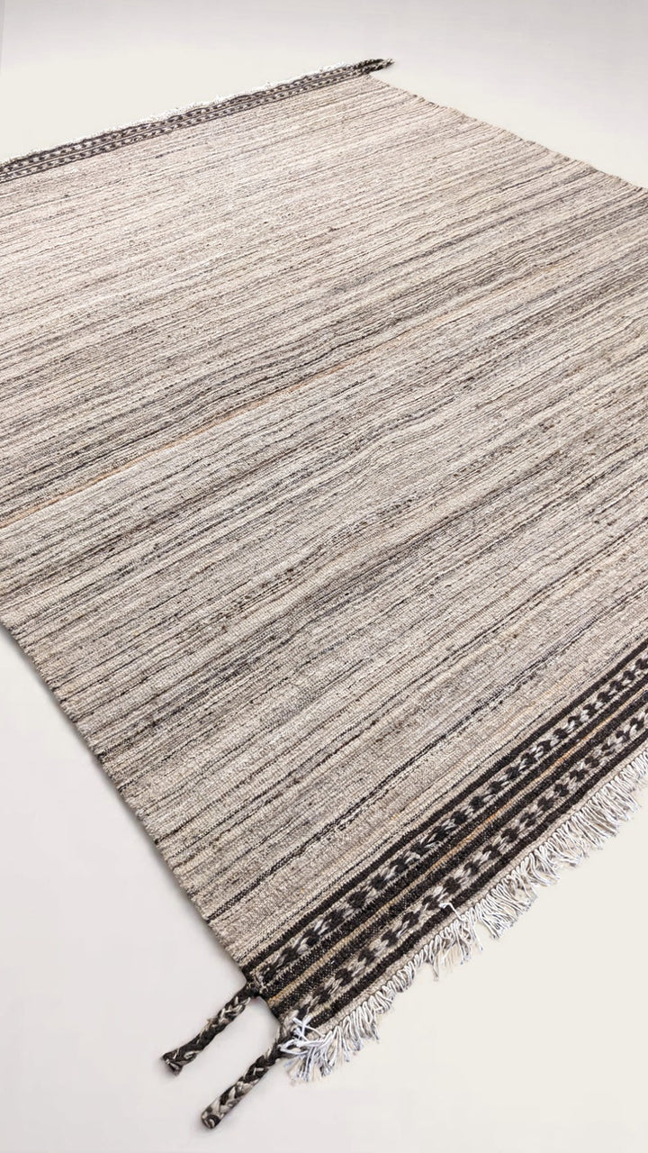 Sylvaris Modern Flatweave Rug - Made to Order