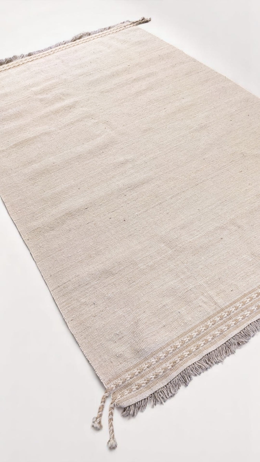 Arden Flatweave Rug - Size: 9.4 x 6