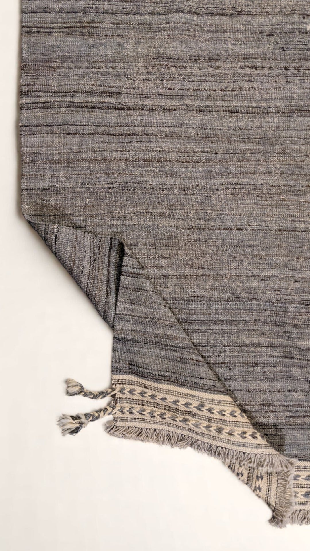 Gobelin Flatweave Rug - Size: 8.11 x 6