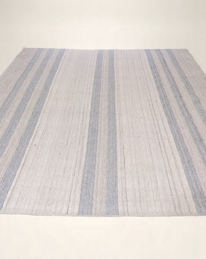 Velour Flatweave Rug - Size: 10.1 x 7.11