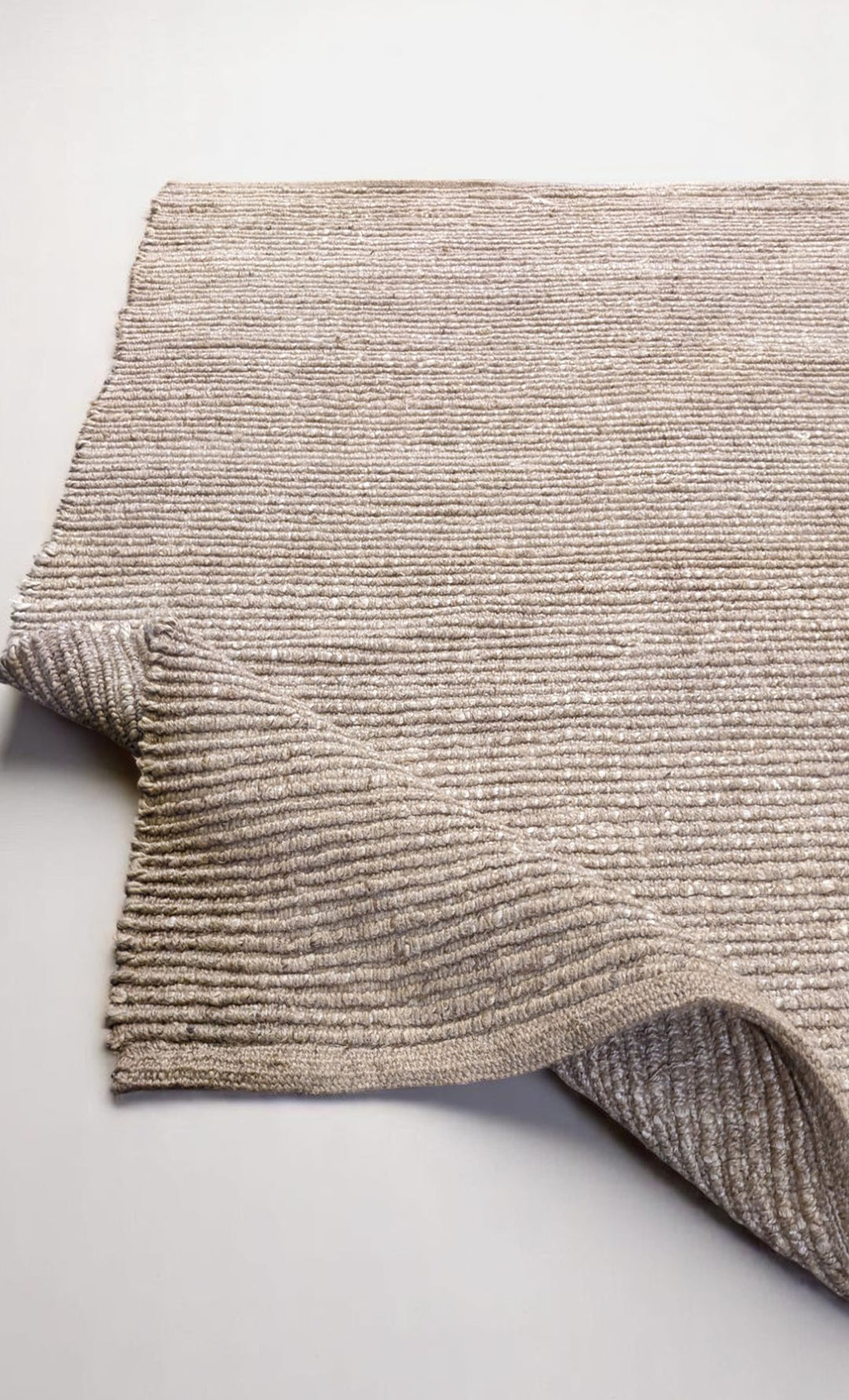 Braided Natural Jute Rug - Size: 6.6 x 4.8