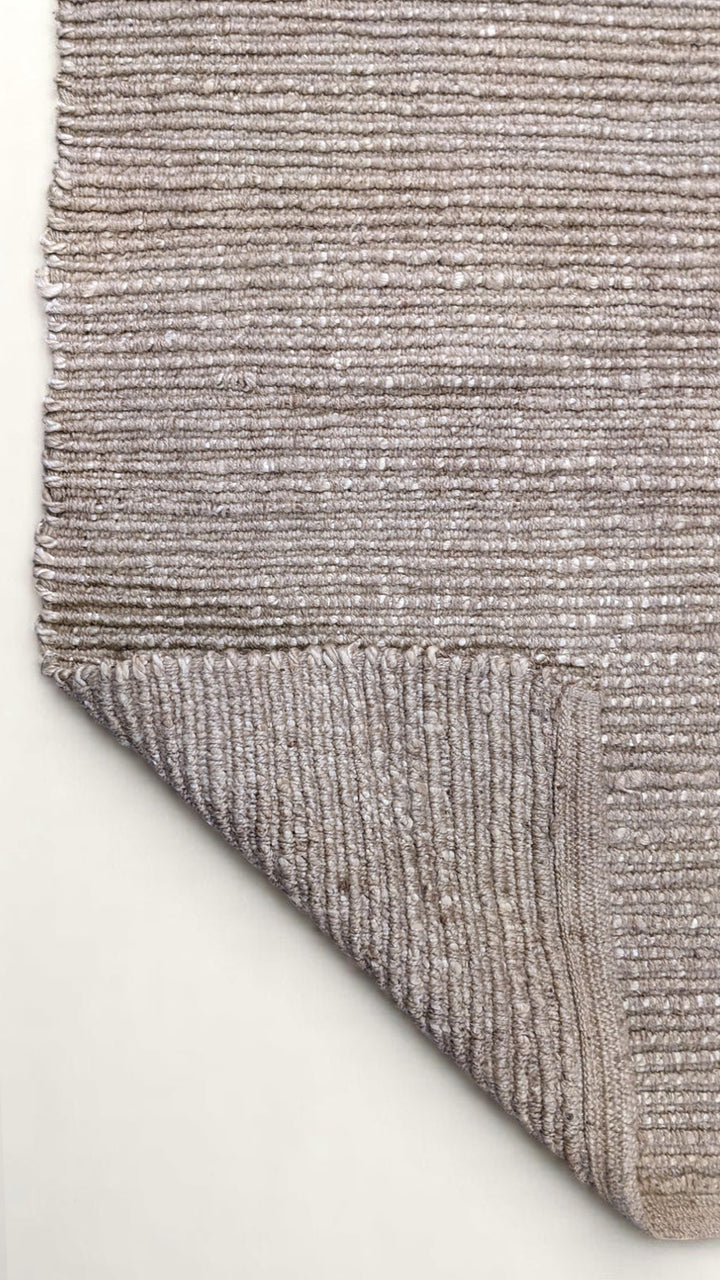 Braided Natural Jute Rug - Size: 6.6 x 4.8