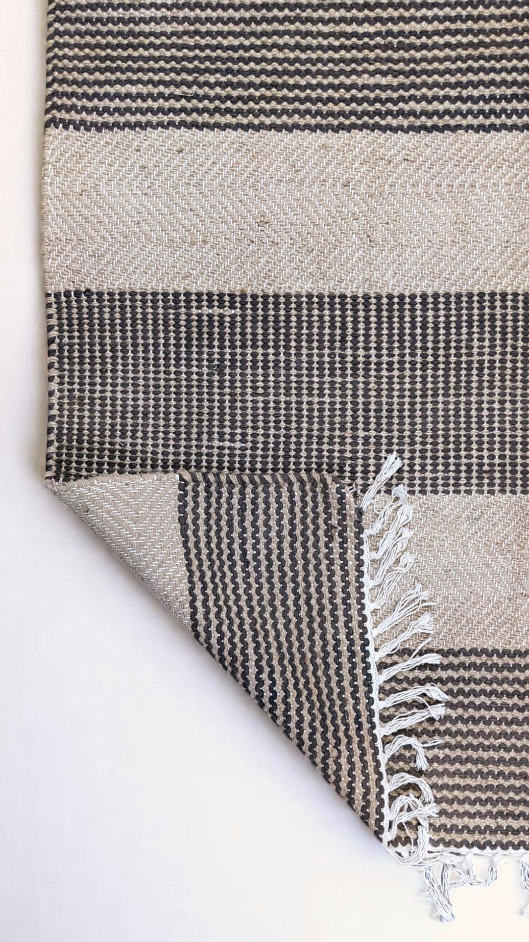 Flatweave Natural Jute Rug - Size: 6.10 x 4.4