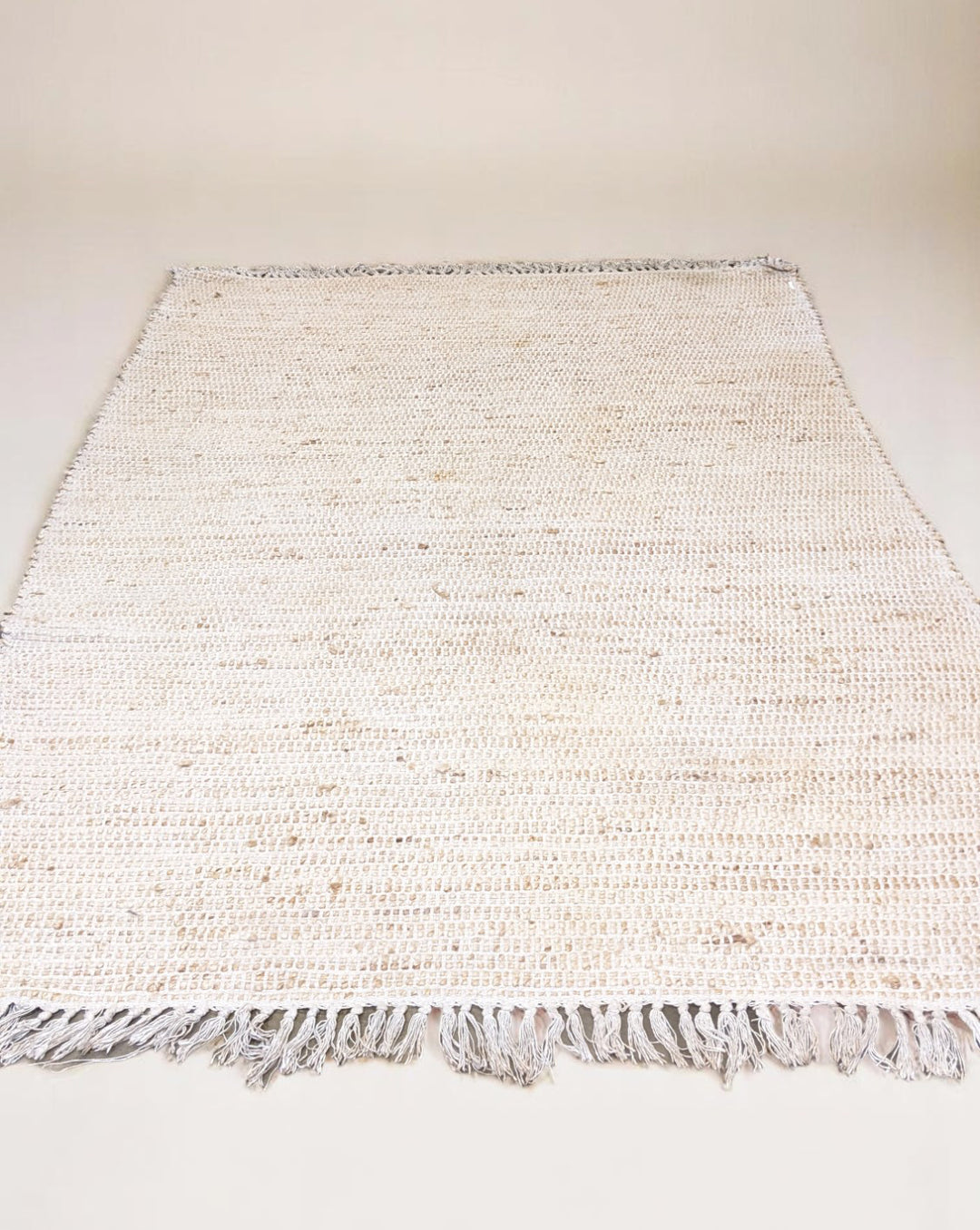 Zephi - Size: 6.7 x 4.6