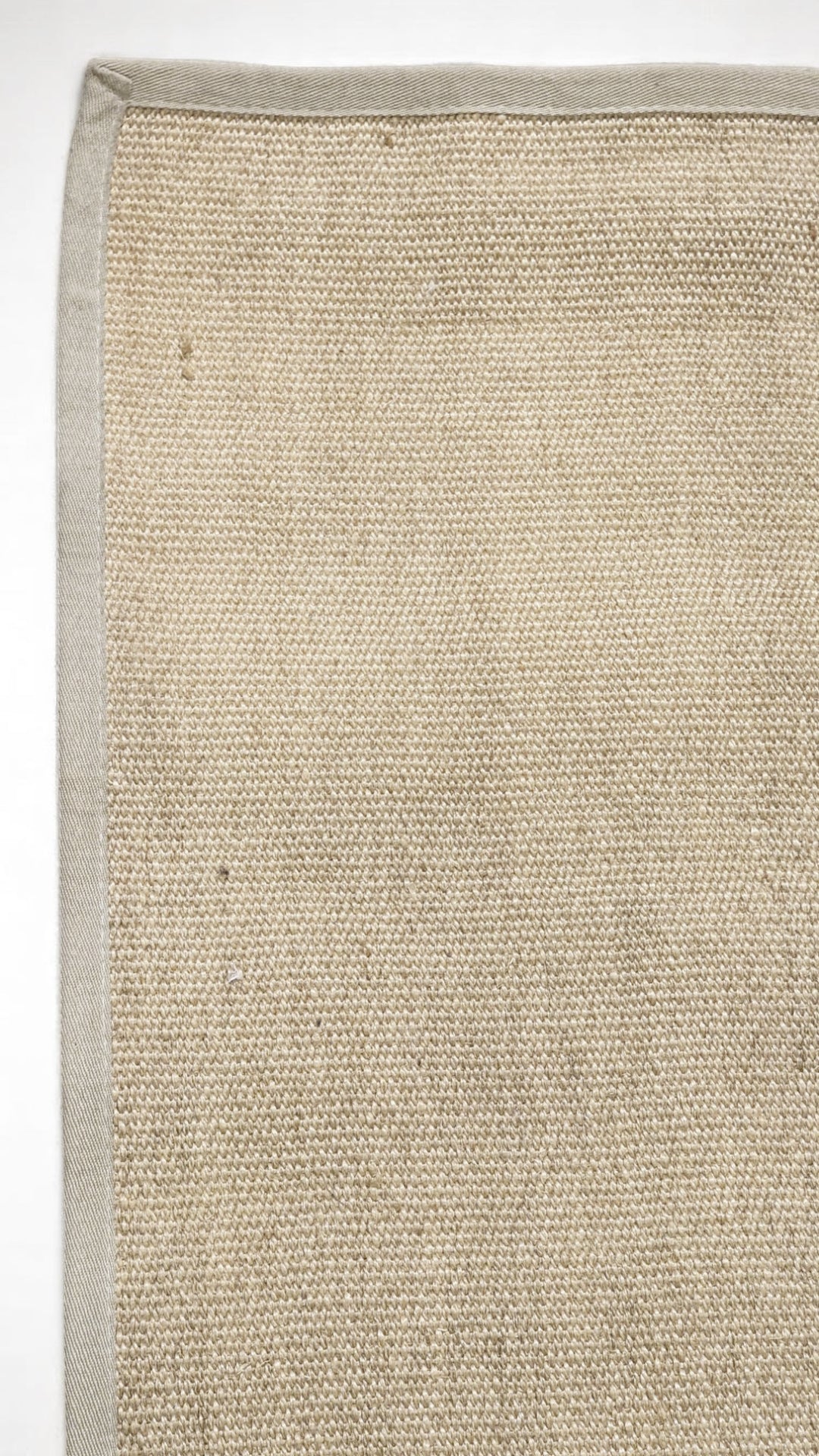 Renli Crochet Jute Rug - Size: 7.1 x 5.2