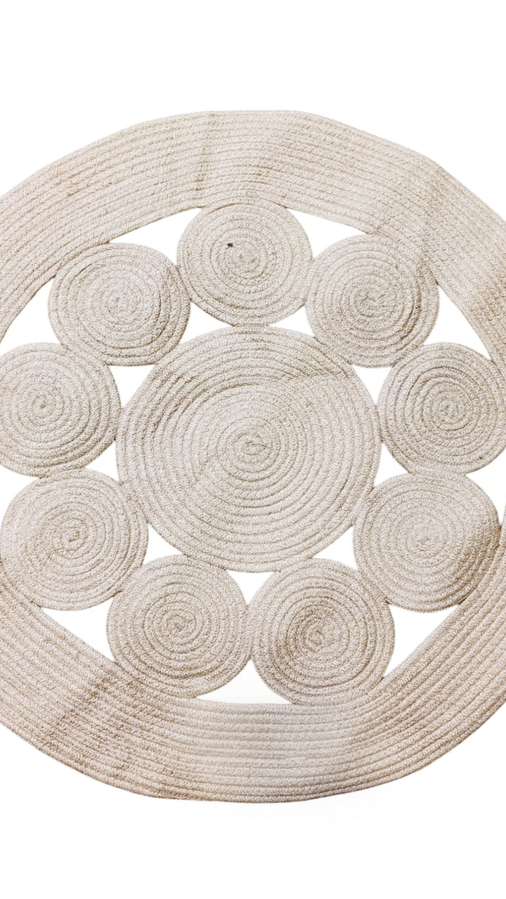 Braided Natural Jute Rug - Size: 2.8 x 2.8