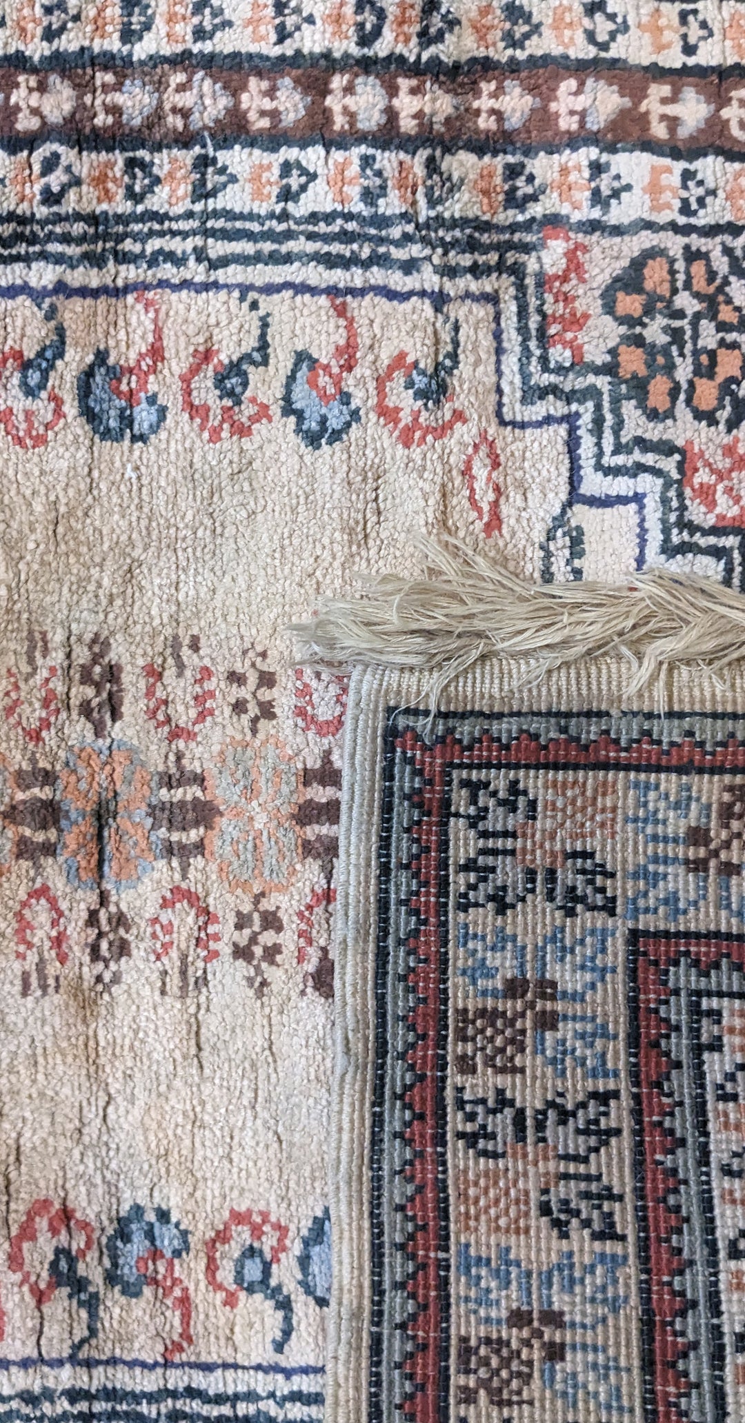 Turkish Vintage Prayer Silk Rug - Size: 2 x 3