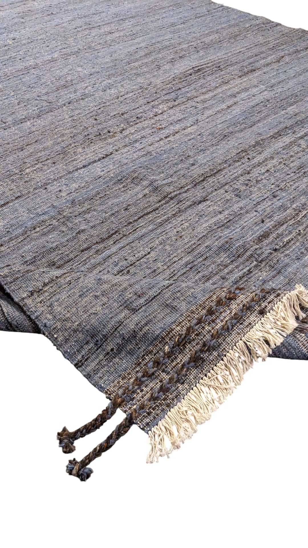 Eryna Flatweave Rug - Size: 10.1 x 8.2