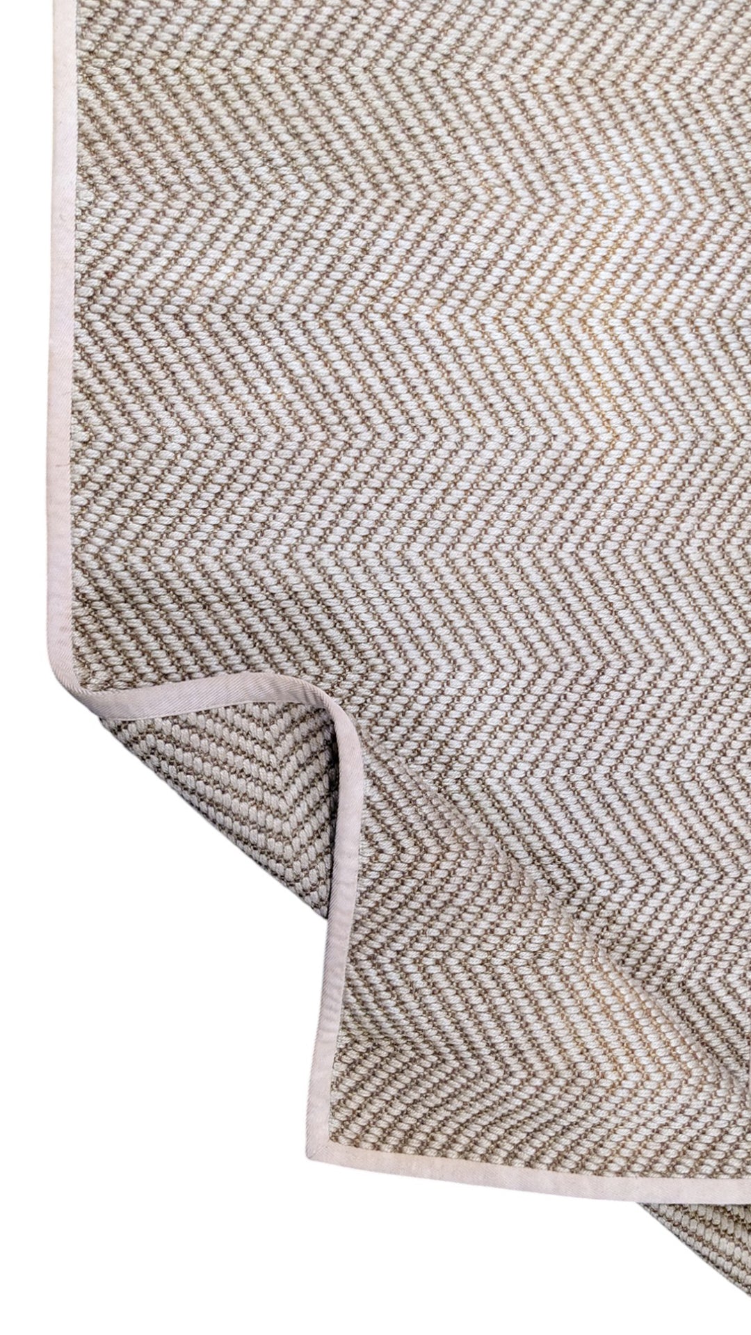 Loop Natural Jute Runner - Size: 8 x 2.7