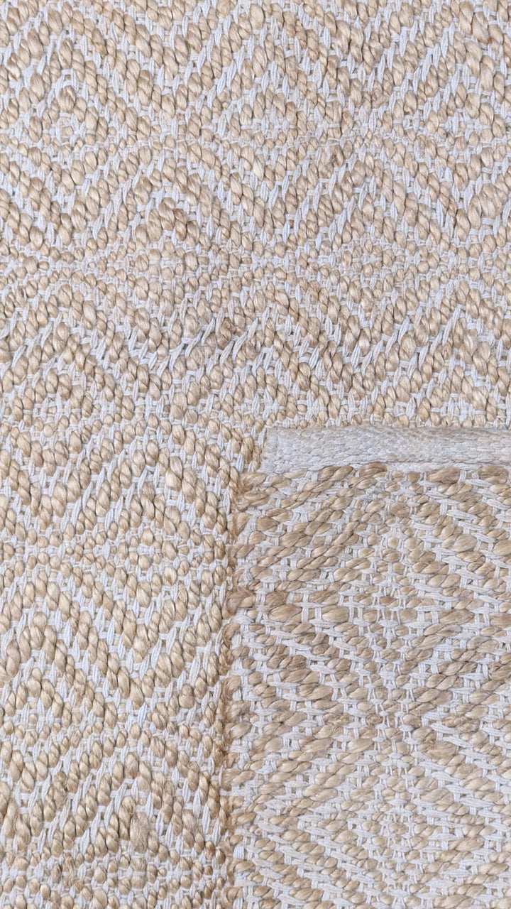 Loop Natural Jute Rug - Size: 6.2 x 4.1