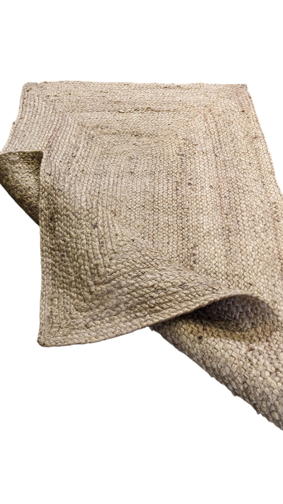 Braided Natural Jute Rug - Size: 4 x 2.8