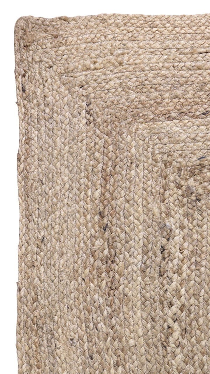 Braided Natural Jute Rug - Size: 4 x 2.8