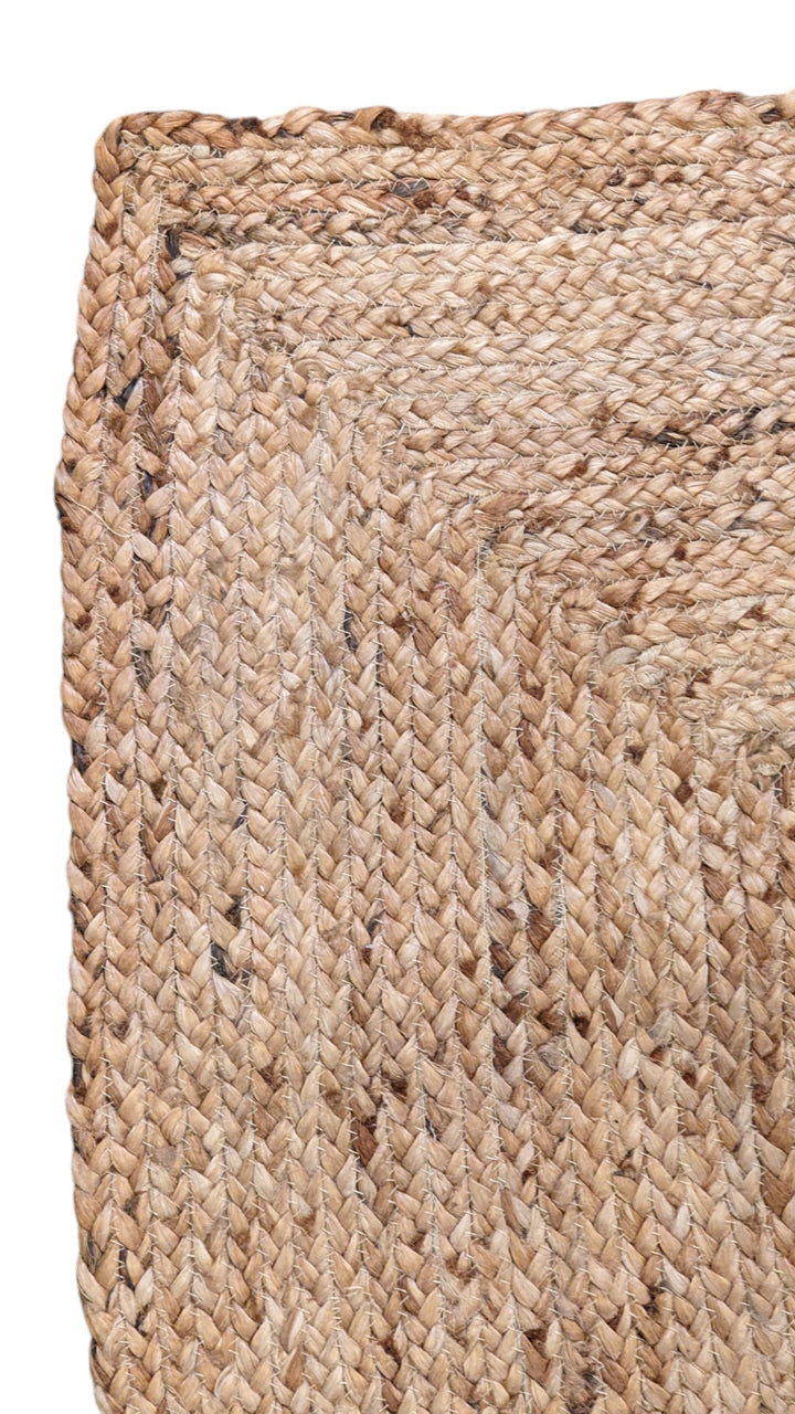 Braided Natural Jute Rug - Size: 4.9 x 2.6