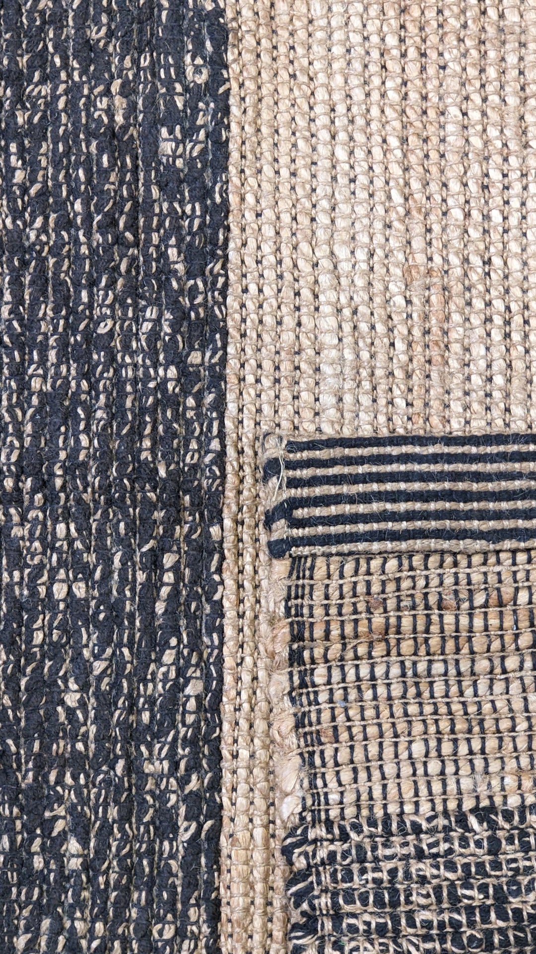 Braided Natural Jute Rug - Size: 5 x 2.8