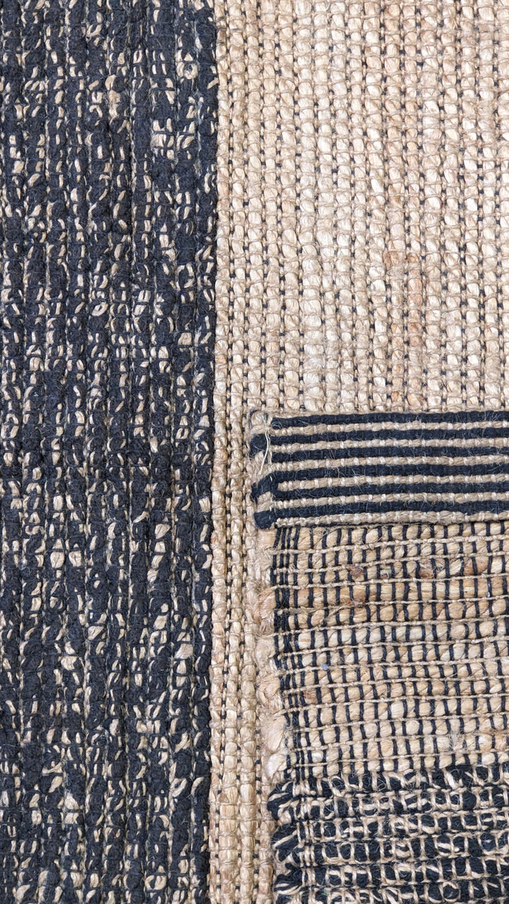 Braided Natural Jute Rug - Size: 5 x 2.8