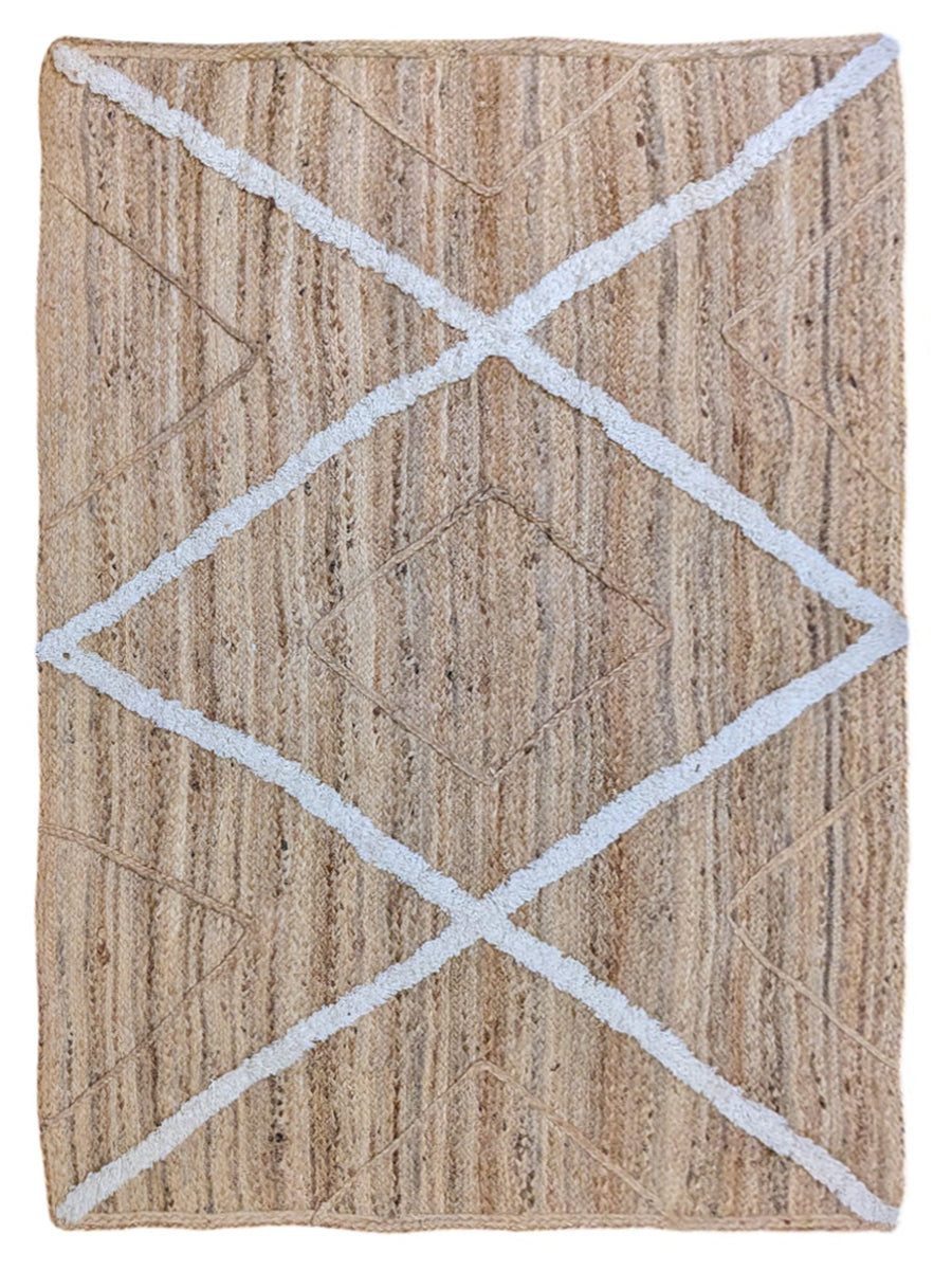 Braided Natural Jute Rug - Size: 5.7 x 4.4