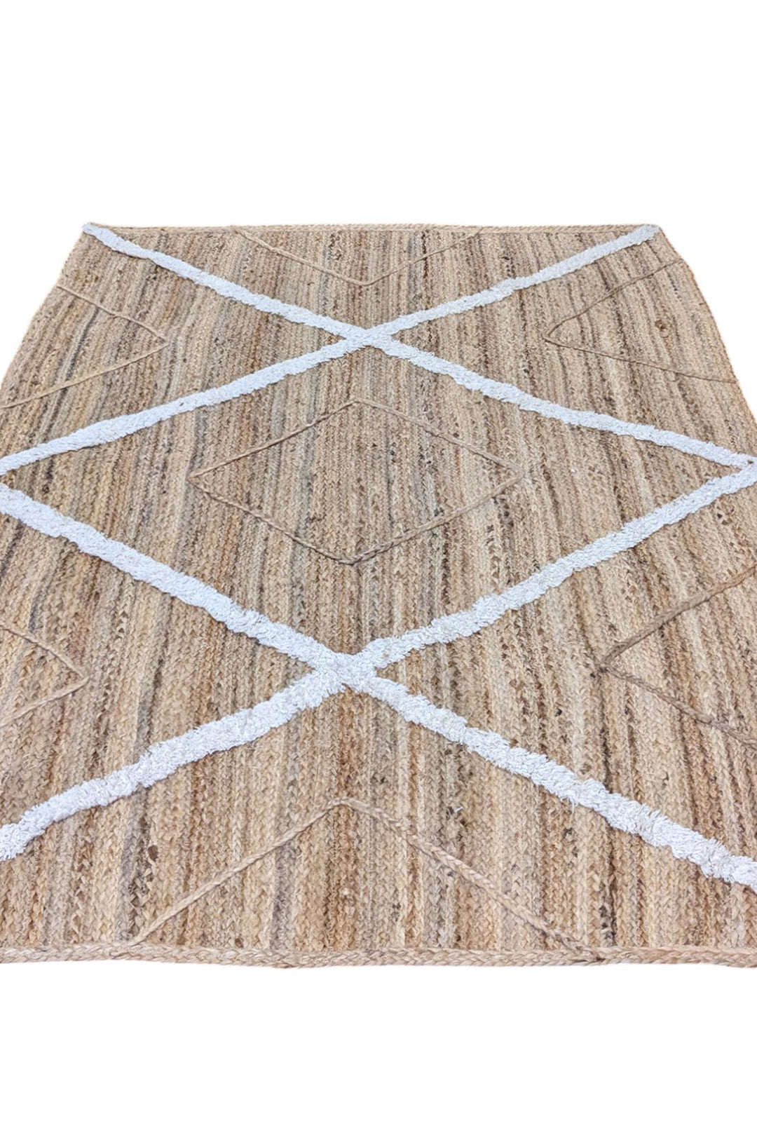 Braided Natural Jute Rug - Size: 5.7 x 4.4