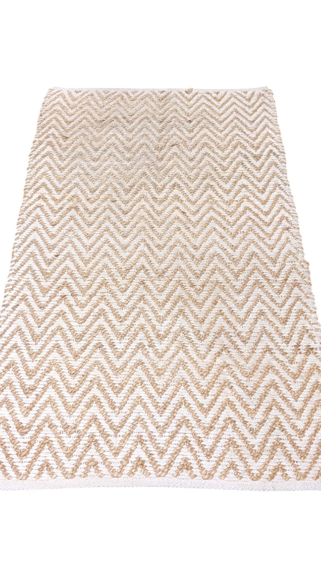 Braided Natural Jute Rug - Size: 3.11 x 2.1