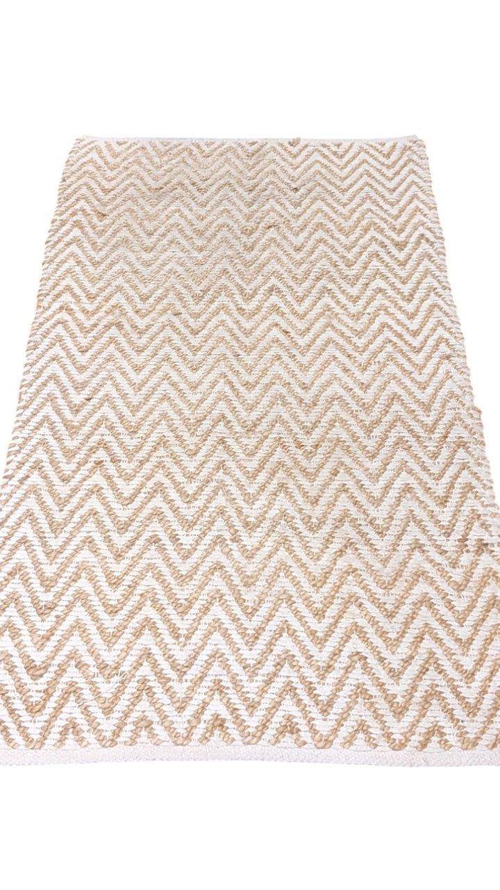 Braided Natural Jute Rug - Size: 3.11 x 2.1
