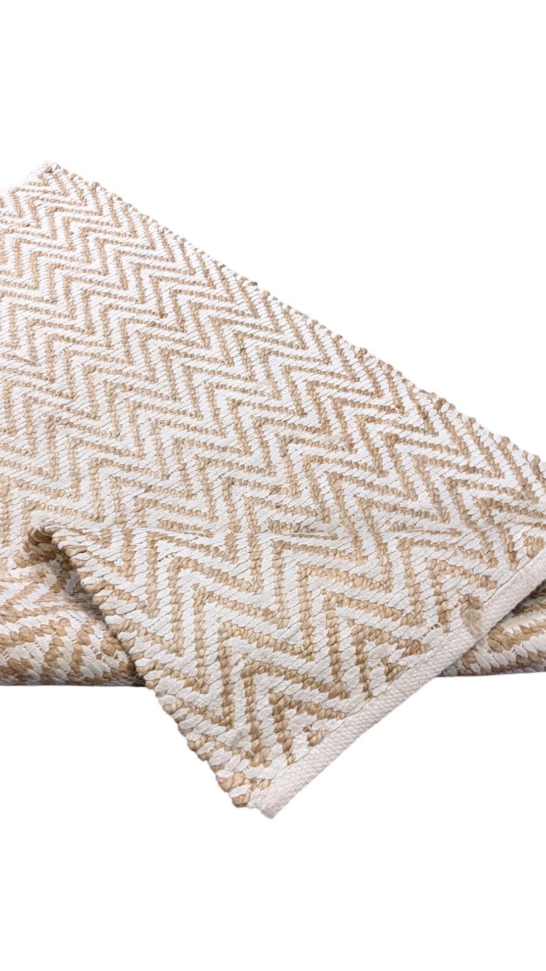 Braided Natural Jute Rug - Size: 3.11 x 2.1