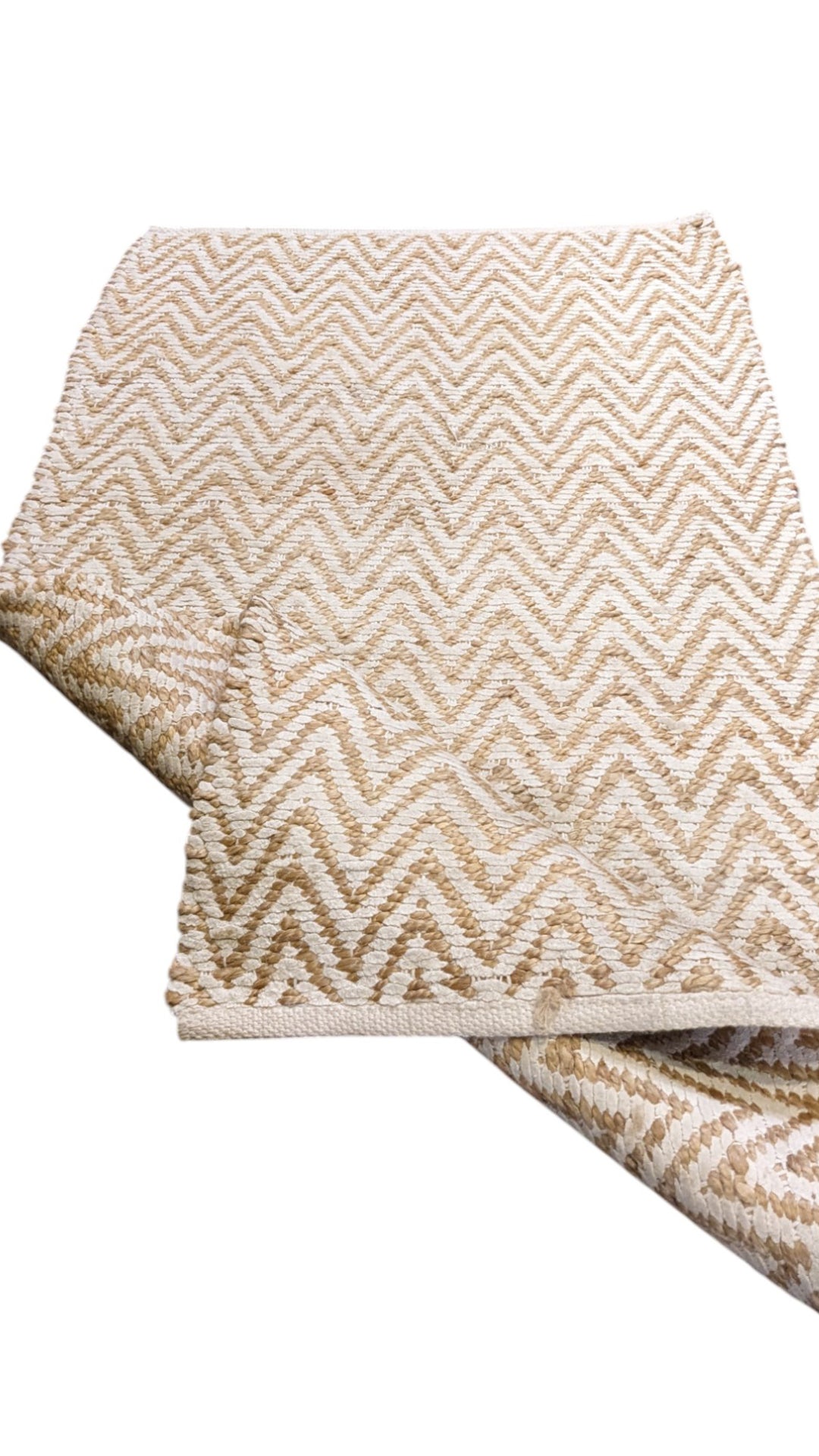 Braided Natural Jute Rug - Size: 3.11 x 2.1