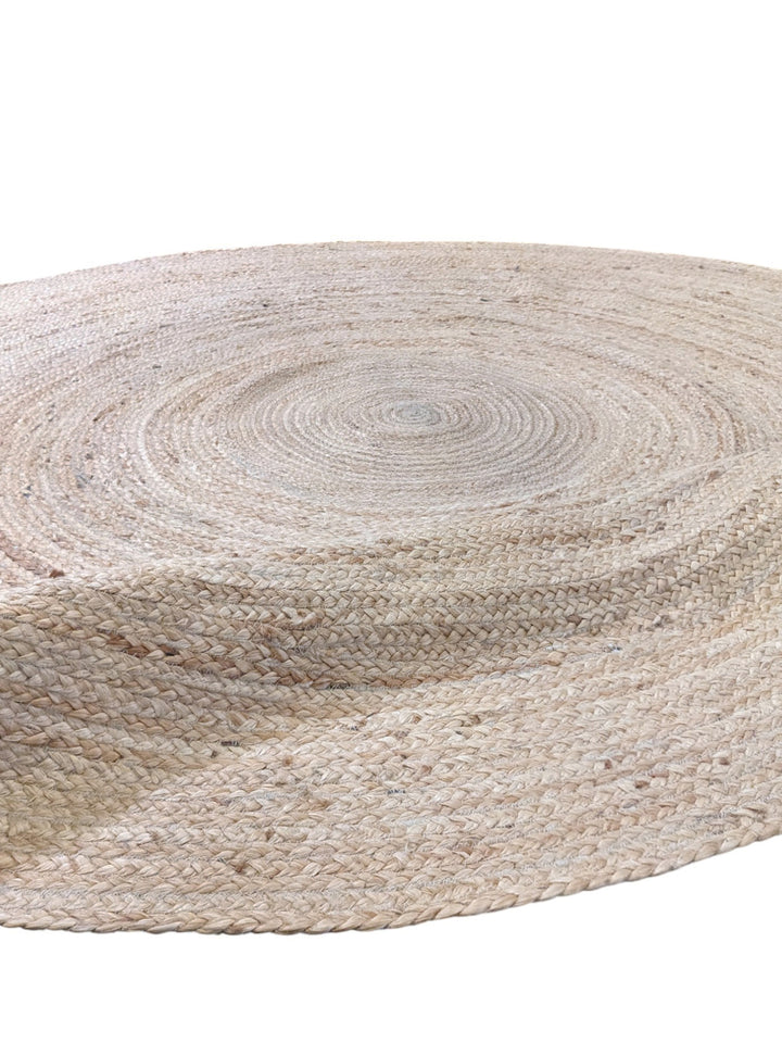 Braided Natural Jute Rug - Size: 6.10 x 6.10