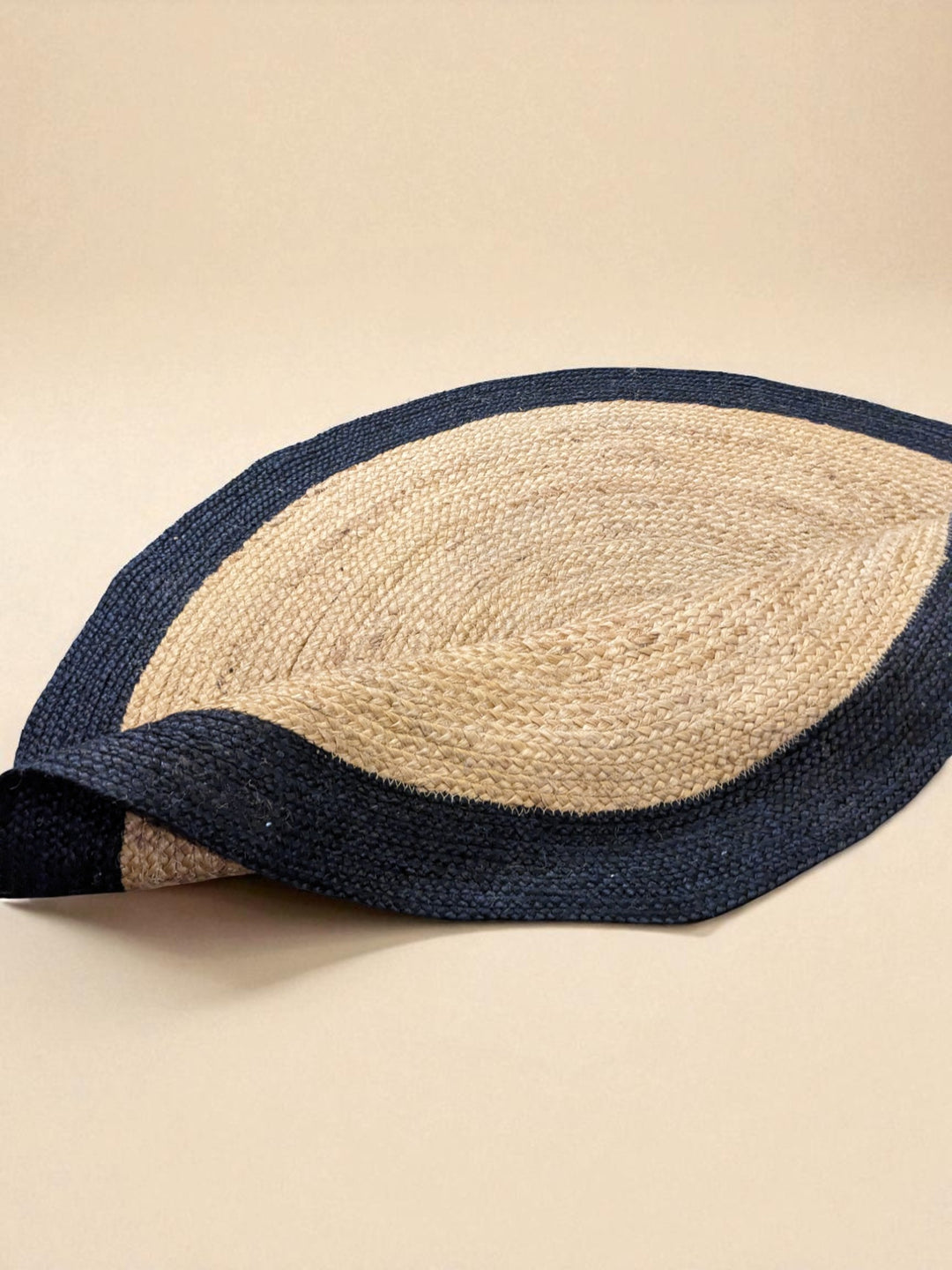 Braided Natural Round Jute Rug  - Size: 4 x 4