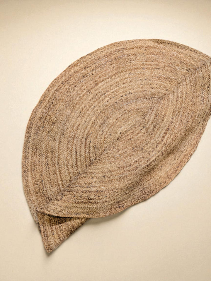 Braided Natural Round Jute Rug - Size: 4 x 4