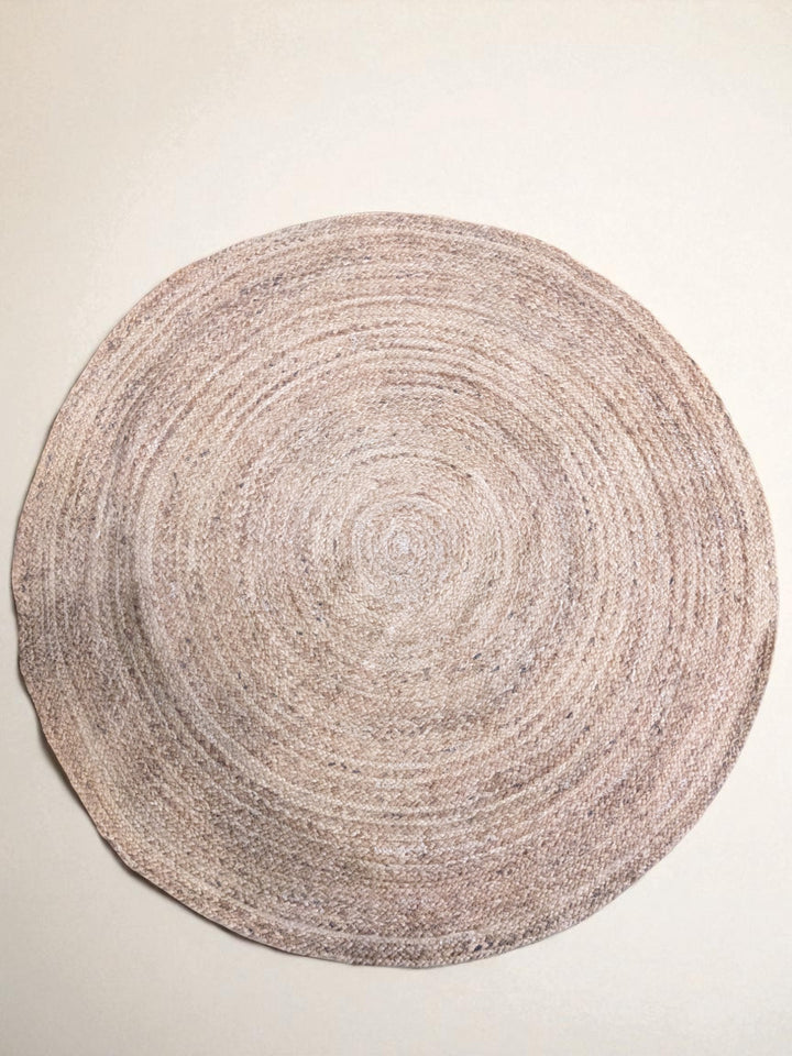 Braided Natural Round Jute Rug - Size: 4 x 4