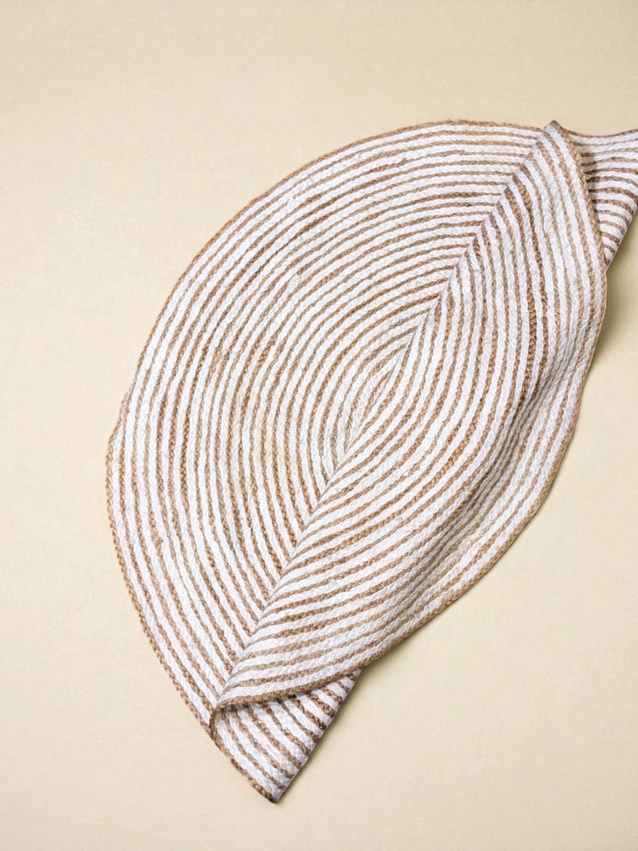 Braided Natural Round Jute Rug - Size: 3.3 x 3.3