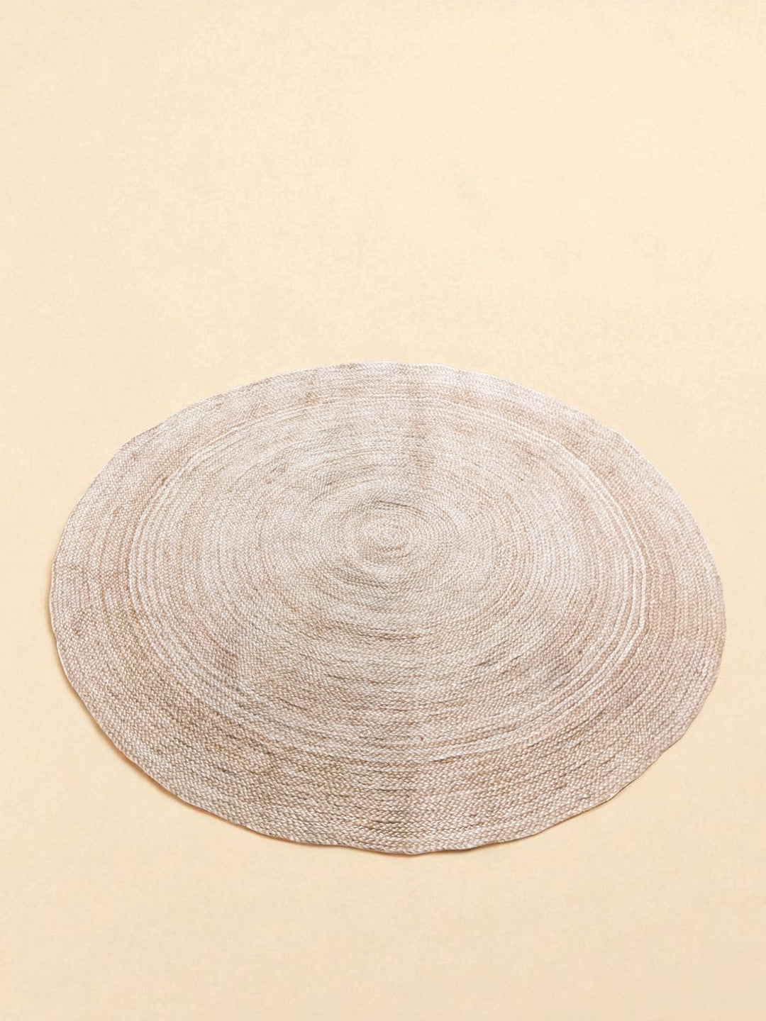Braided Natural Round Jute Rug - Size: 4.7 x 4.7
