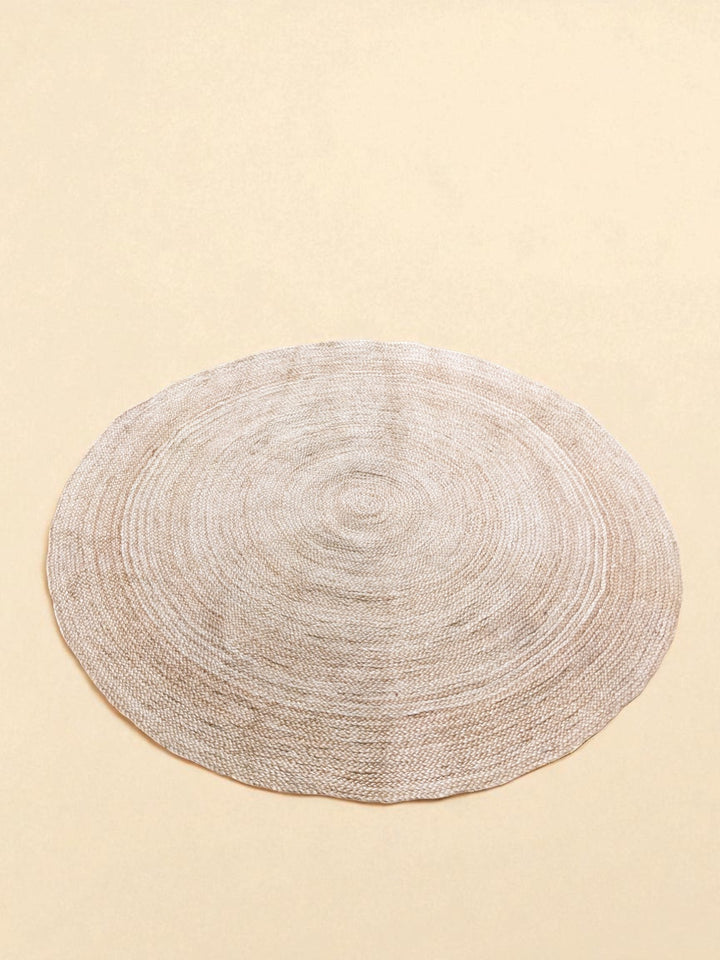 Braided Natural Round Jute Rug - Size: 4.7 x 4.7
