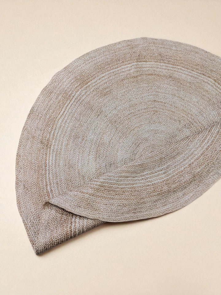 Braided Natural Round Jute Rug - Size: 4.7 x 4.7