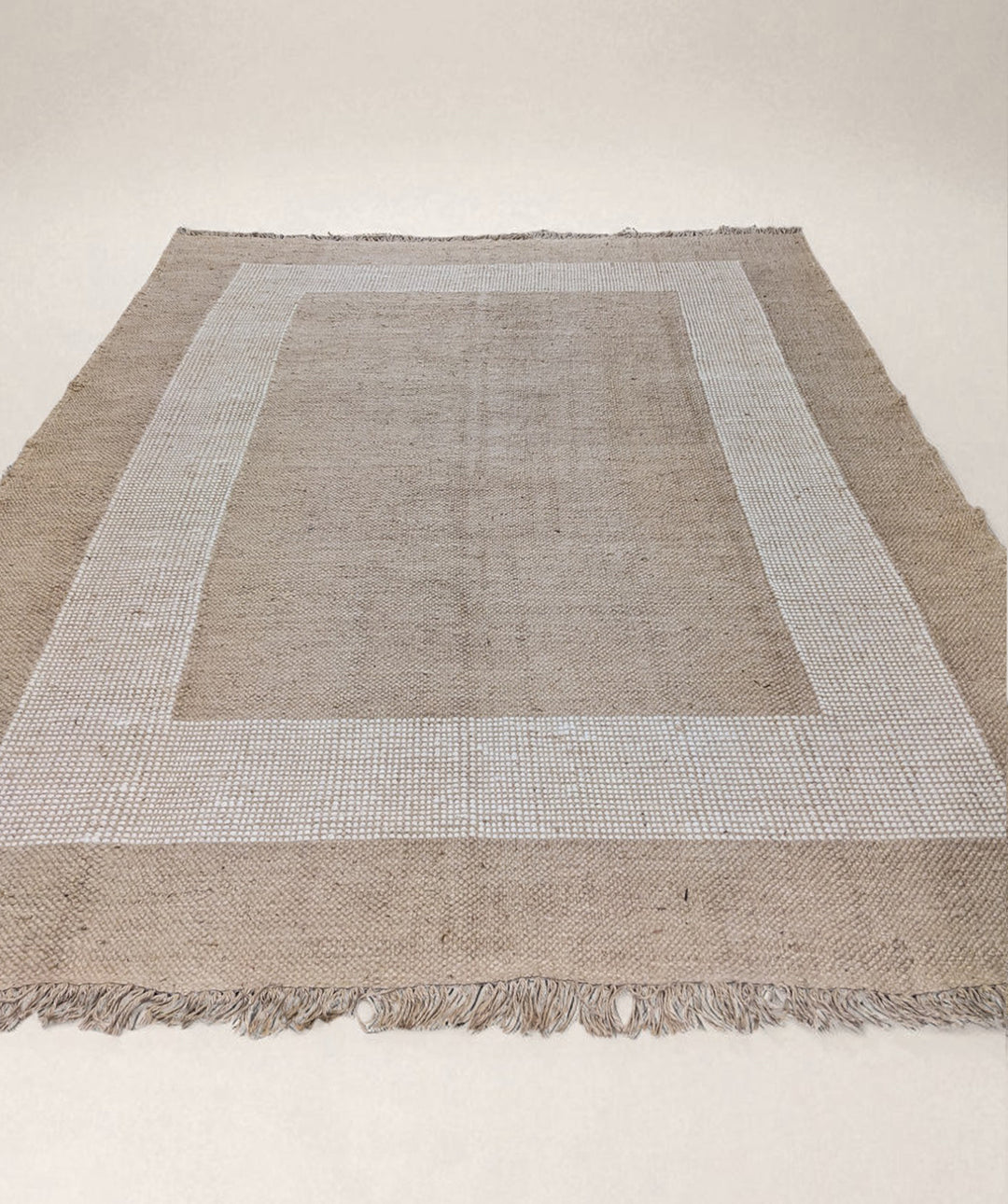Sanova Natural Jute Rug - Size: 10.4 x 8