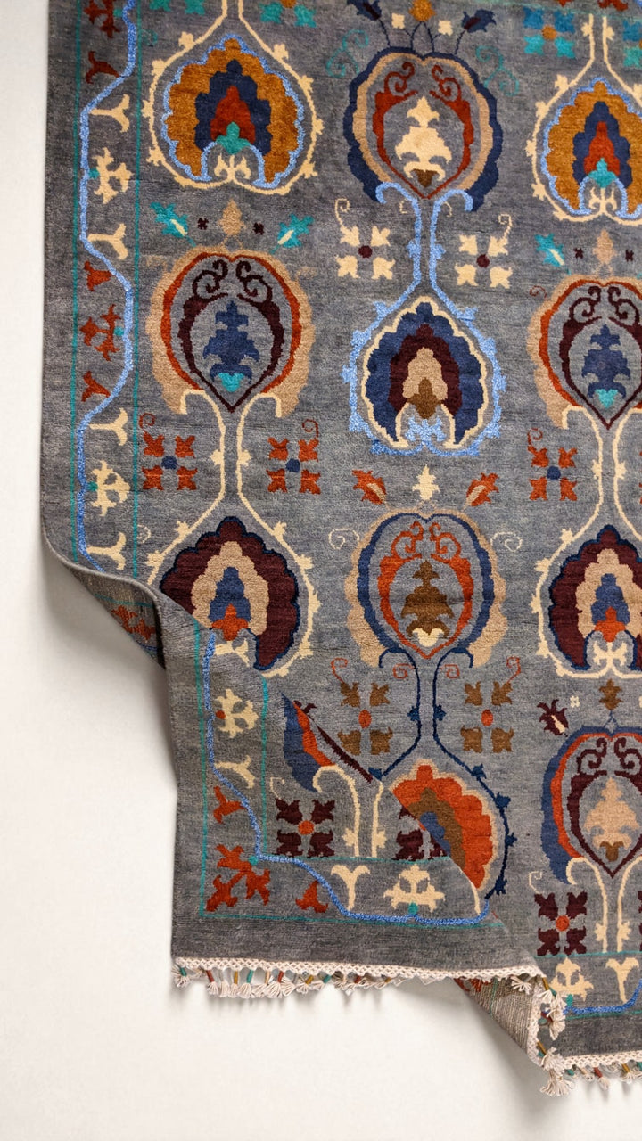 Suzani Modern Chobi Rug - Size: 6.2 x 4