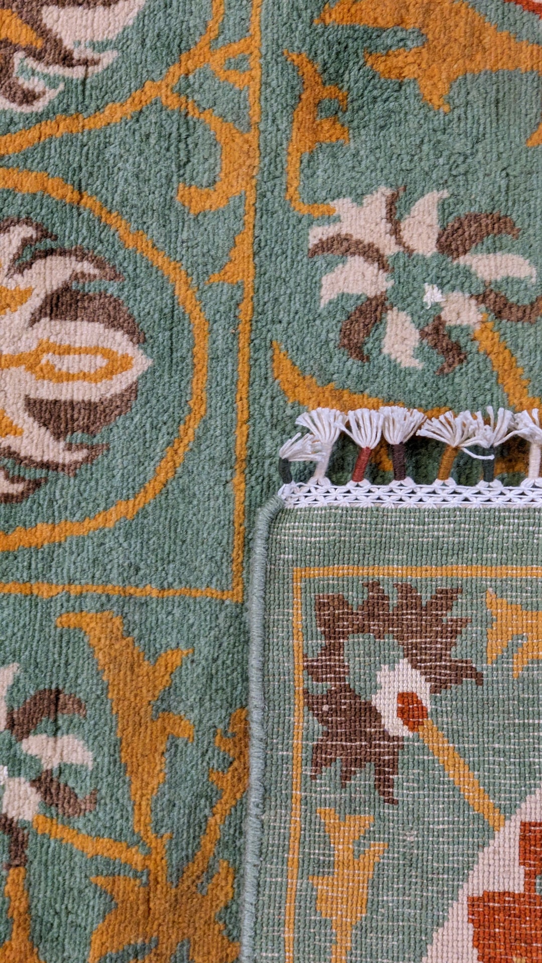 Suzani Modern Chobi Rug - Size: 9.2 x 6.2