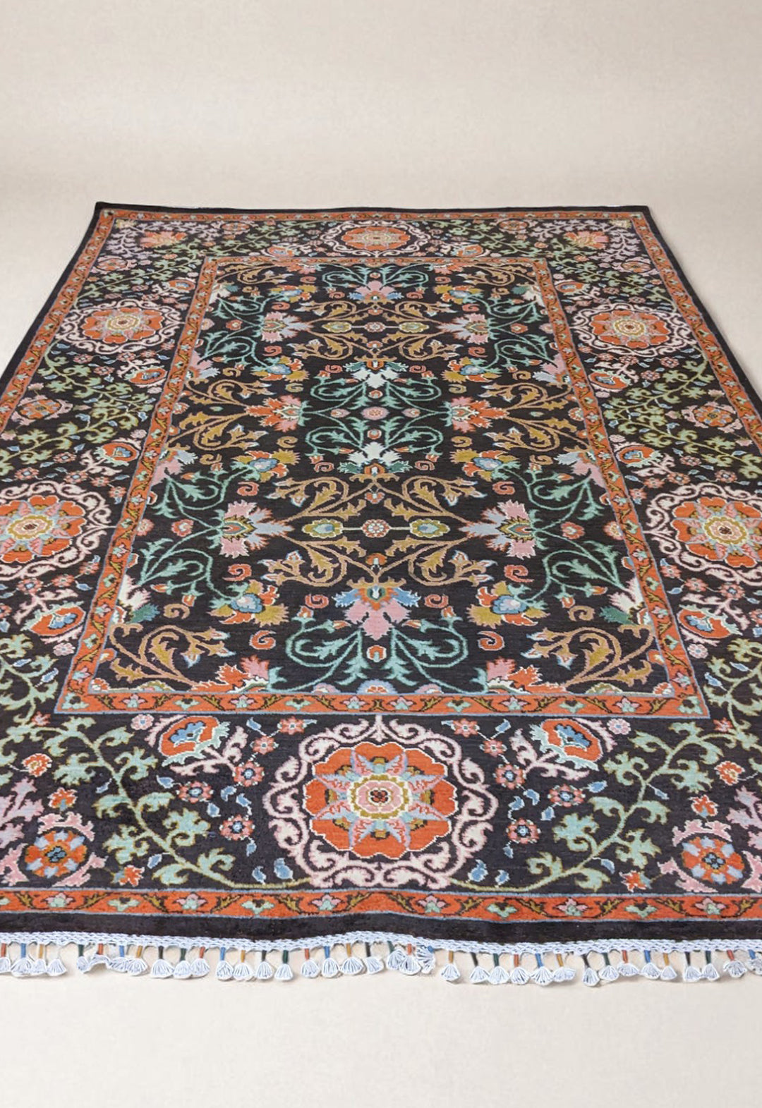 Suzani Oriental Chobi Rug - Size: 9.10 x 6.1