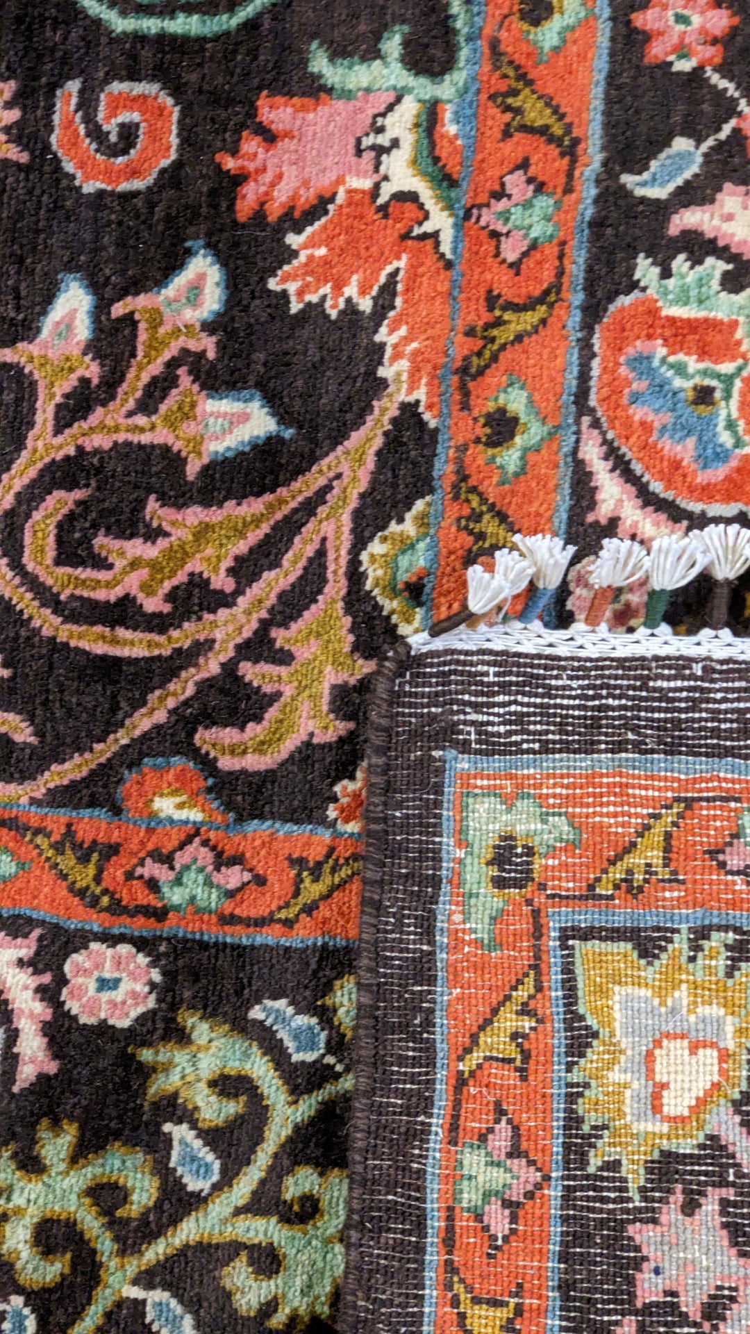 Suzani Oriental Chobi Rug - Size: 9.10 x 6.1