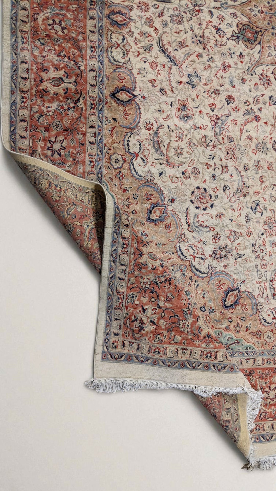 Tabriz Style Pakistani Rug - Size: 12.5 x 9.1