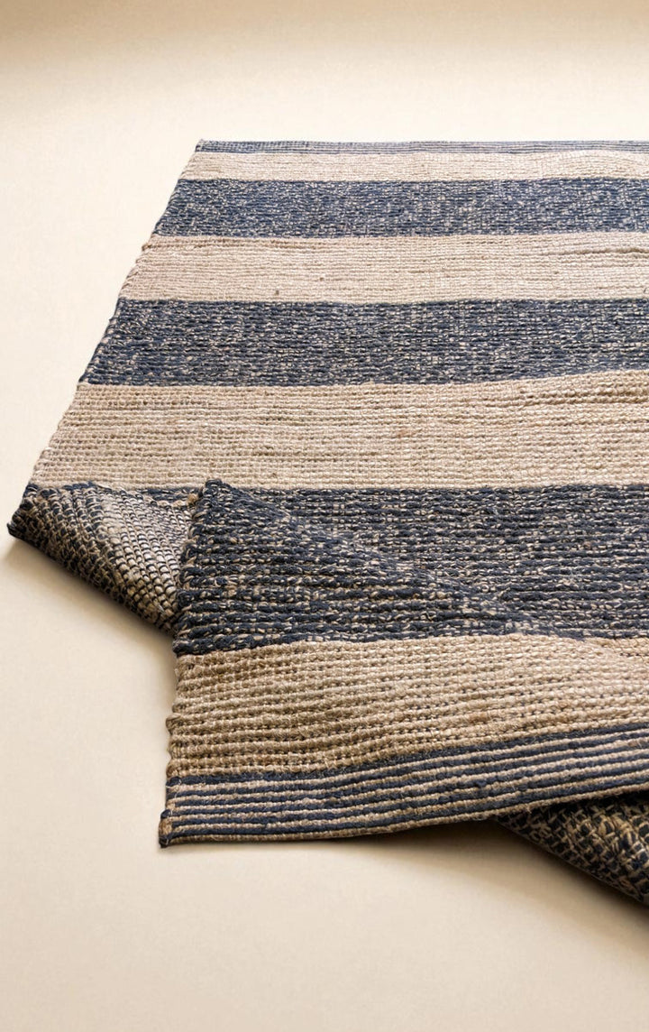 Braided Natural Jute Rug - Size: 5 x 2.8