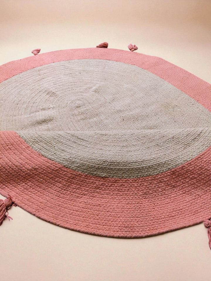 Braided Natural Oval Jute Rug - Size: 5.2 x 4