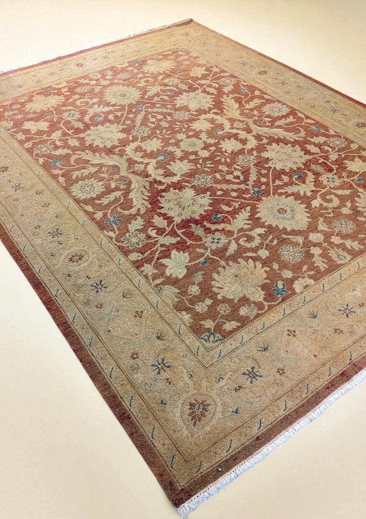 Sumak Hand Knotted Rug - Size: 11.9 x 9