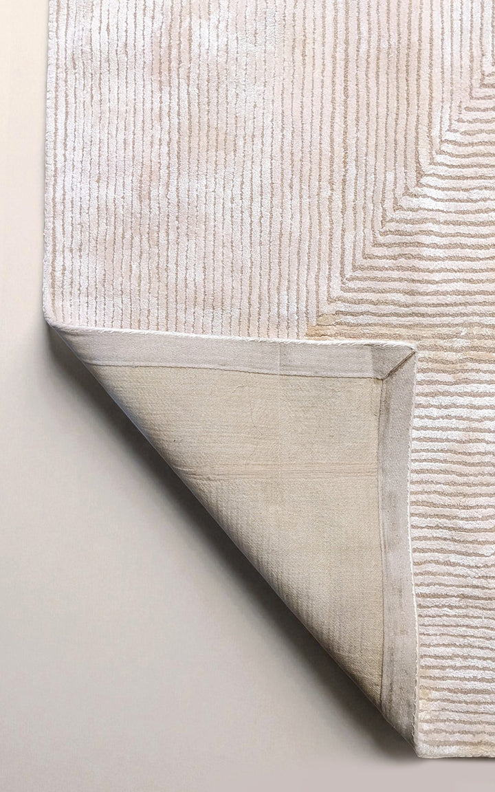 Evoa Hand Tufted Rug - Size: 10 x 7