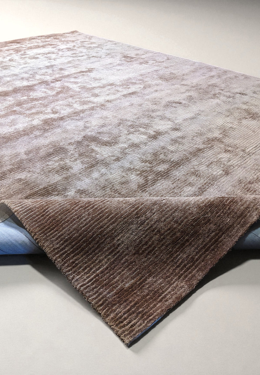 Lenu Hand Tufted Rug - Size: 10.11 x 7.11