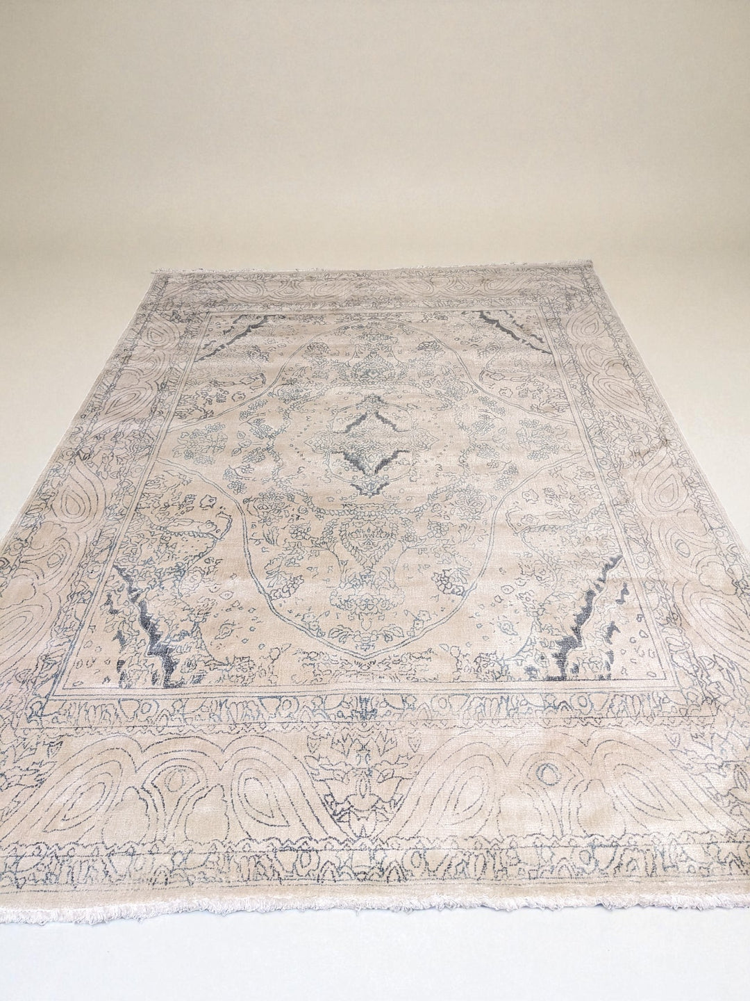Orren Hand Tufted Rug - Size: 9.10 x 6.10