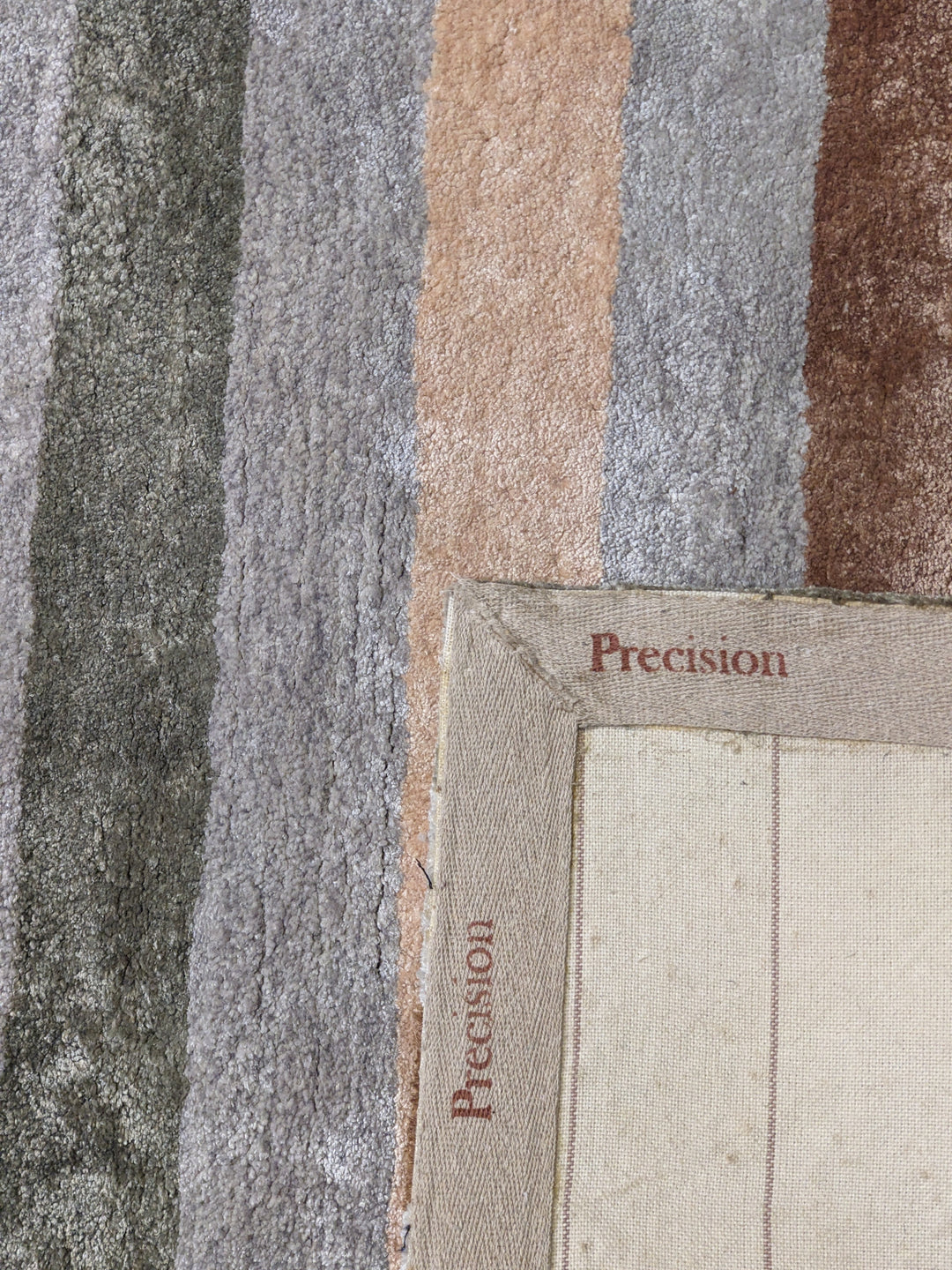 Tani Hand Tufted Rug - Size: 8.10 x 5.10