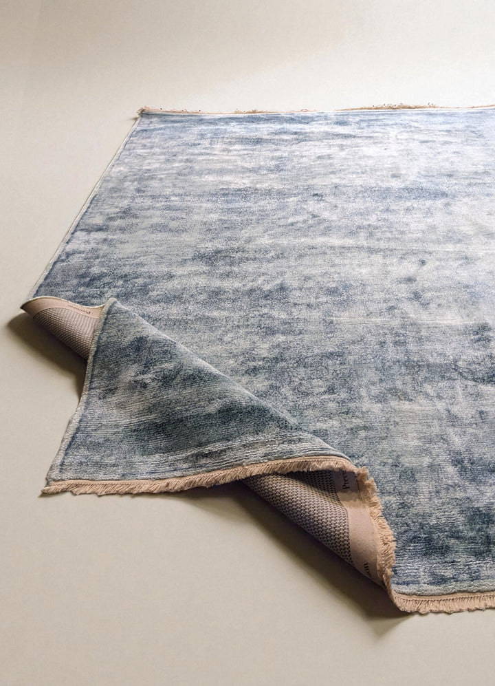 Nuvra Hand Tufted Rug - Size: 9.9 x 6.9