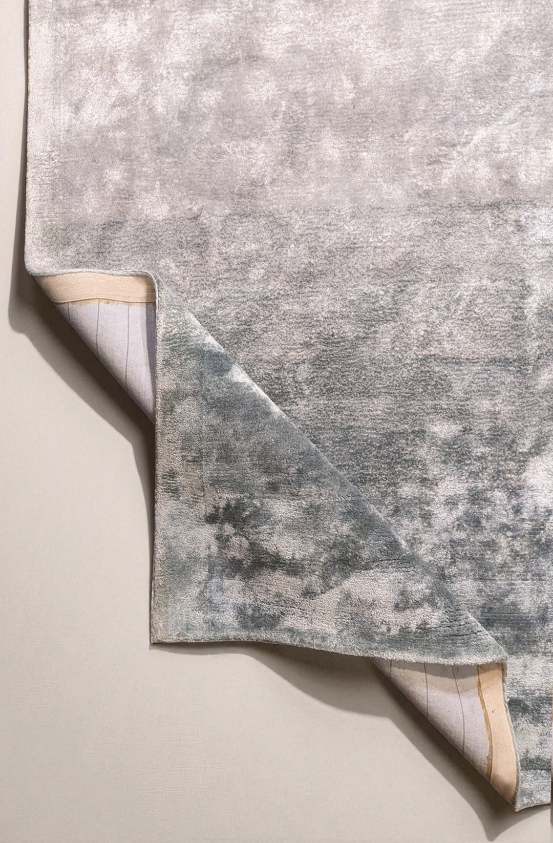 Vetra Hand Tufted Rug - Size: 10.9 x 8