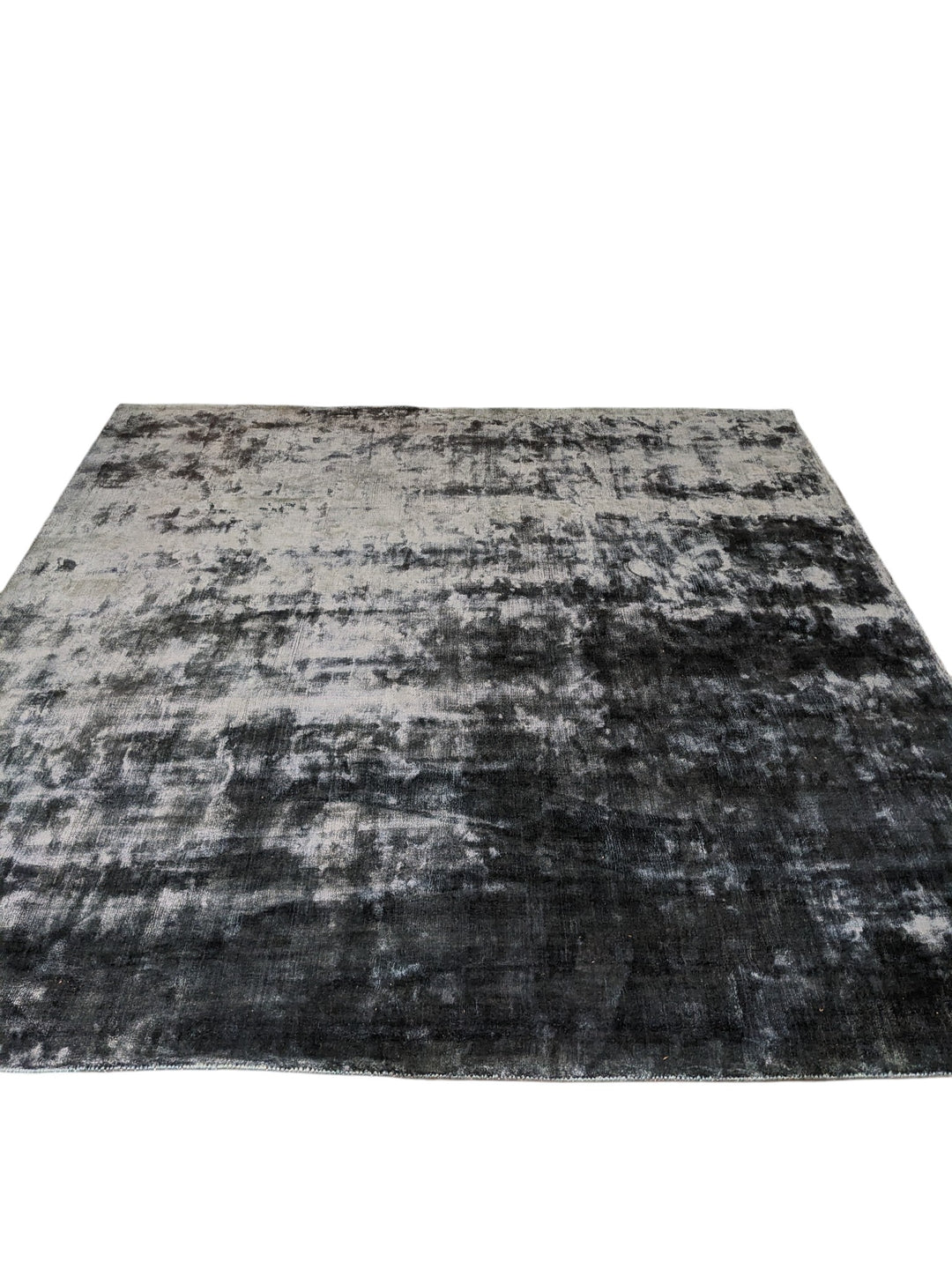 Leno Hand Tufted Rug - Size: 8 x 7.9