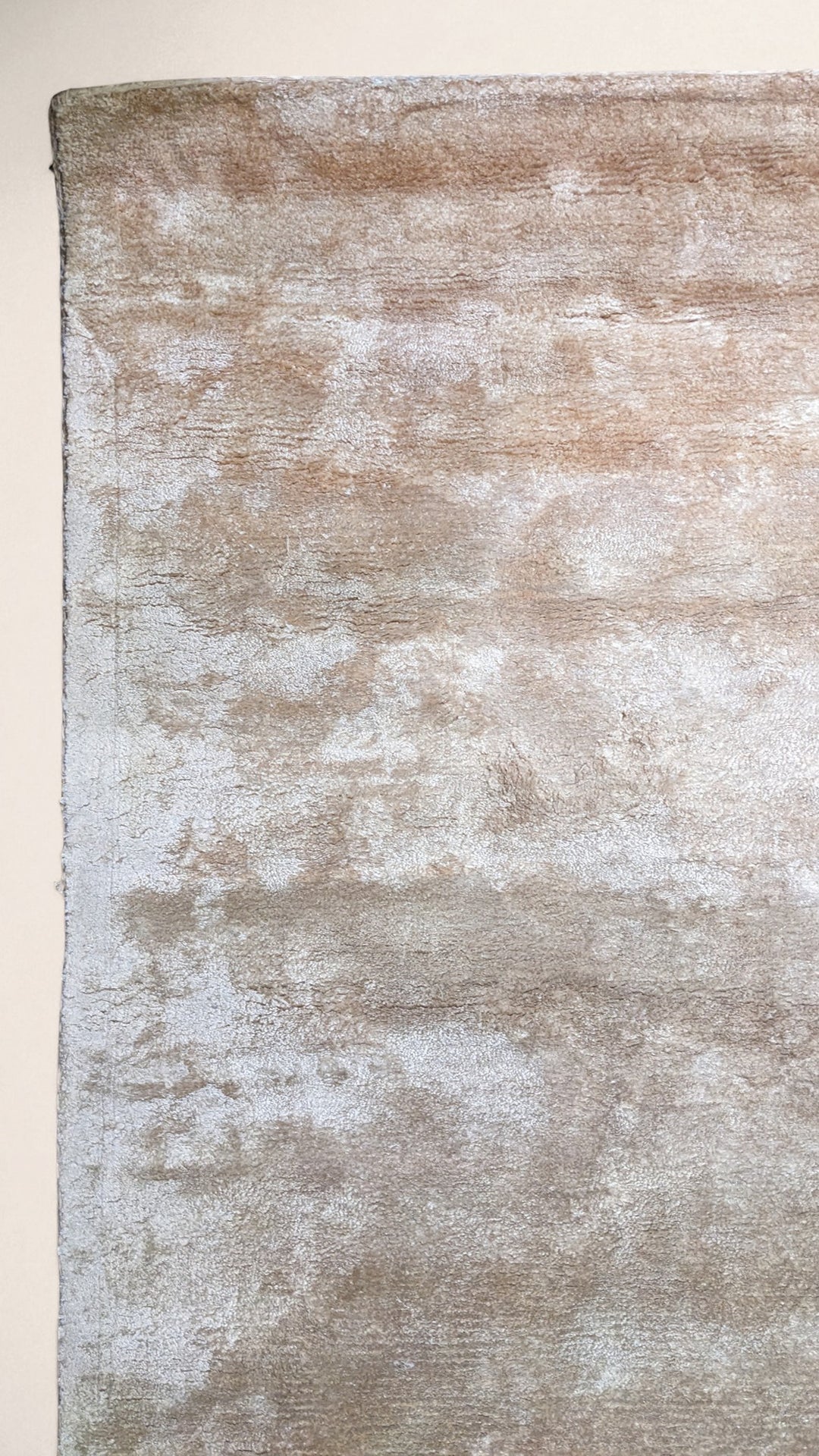 Ciala Hand Tufted Rug - Size: 11.3 x 9